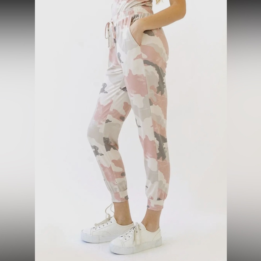23. Mystree Camouflage Jacket & Jogger Set Rose Coral NWT - Picture 8 of 13